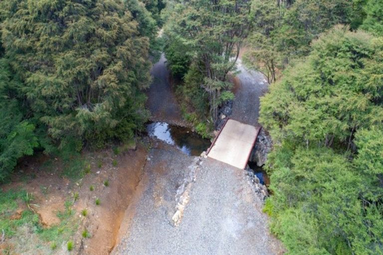 Photo of property in 61 Spikes Way, Whitianga, 3510