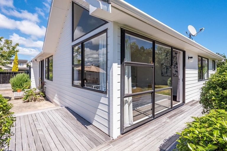 Photo of property in 25 Cedar Drive, Paraparaumu Beach, Paraparaumu, 5032