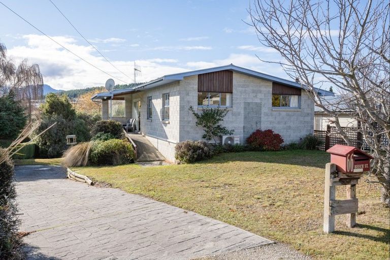 Photo of property in 66 Beech Street, Wanaka, 9305