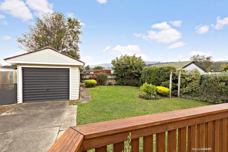 Photo of property in 60 Pine Avenue, Ebdentown, Upper Hutt, 5018
