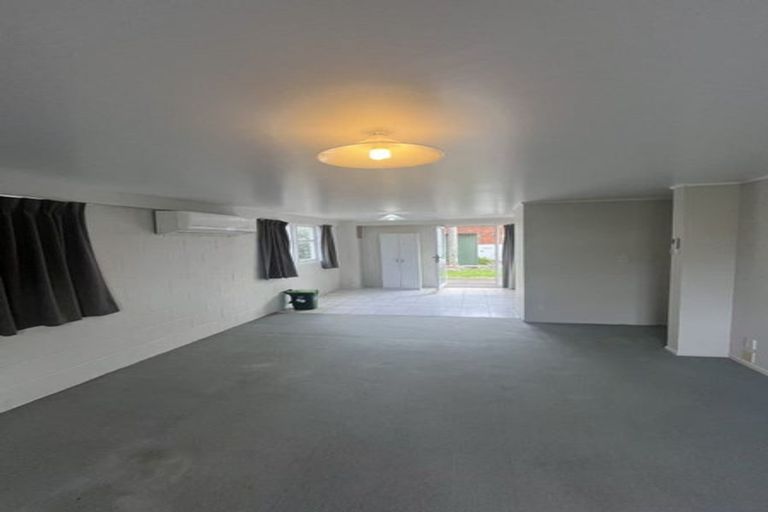 Photo of property in 5 The Anchorage, Sunnyhills, Auckland, 2010