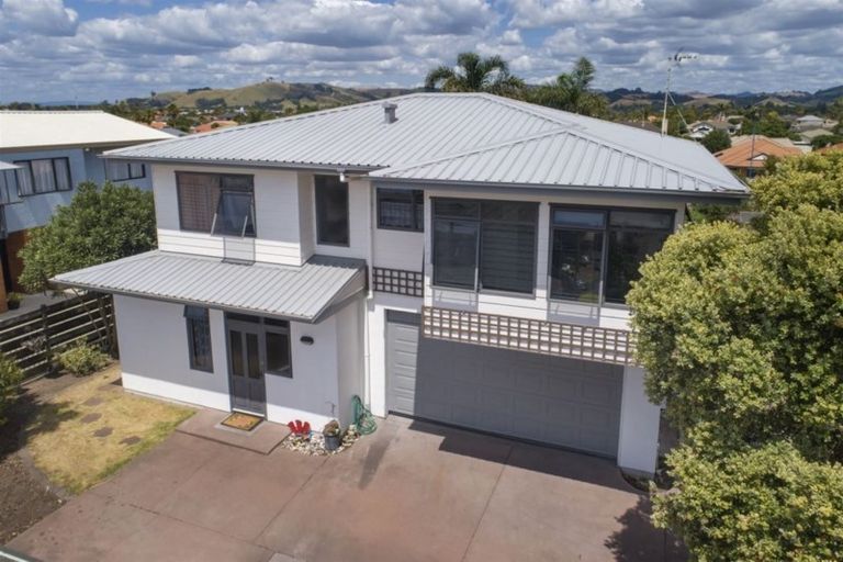 Photo of property in 67b Percy Road, Papamoa Beach, Papamoa, 3118