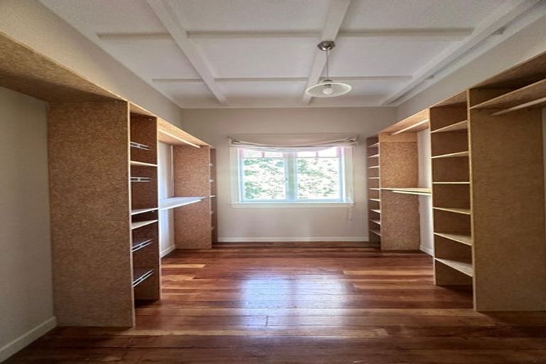 Photo of property in 73 Beach Road, Pahurehure, Papakura, 2113