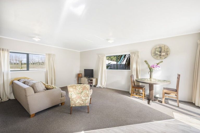 Photo of property in 11 Second Avenue, Glenbrook, Waiuku, 2681