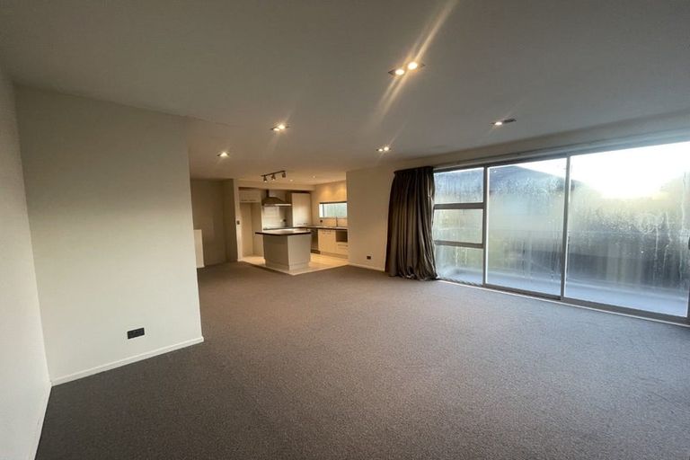 Photo of property in 44b Picton Avenue, Riccarton, Christchurch, 8011