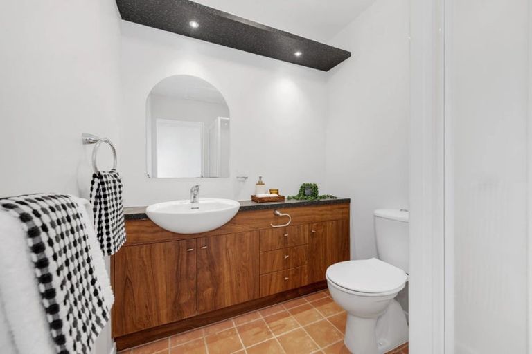 Photo of property in 7/29 Haven Drive, East Tamaki, Auckland, 2013