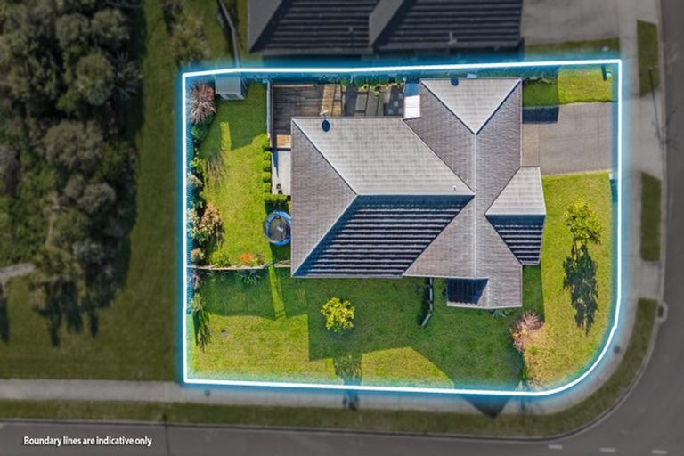 Photo of property in 15 Helenvale Crescent, Pokeno, 2402