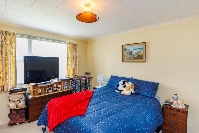 Photo of property in 1 Turakina Street, Westbrook, Palmerston North, 4412