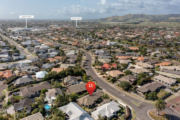 Photo of property in 11 Santa Monica Drive, Papamoa Beach, Papamoa, 3118