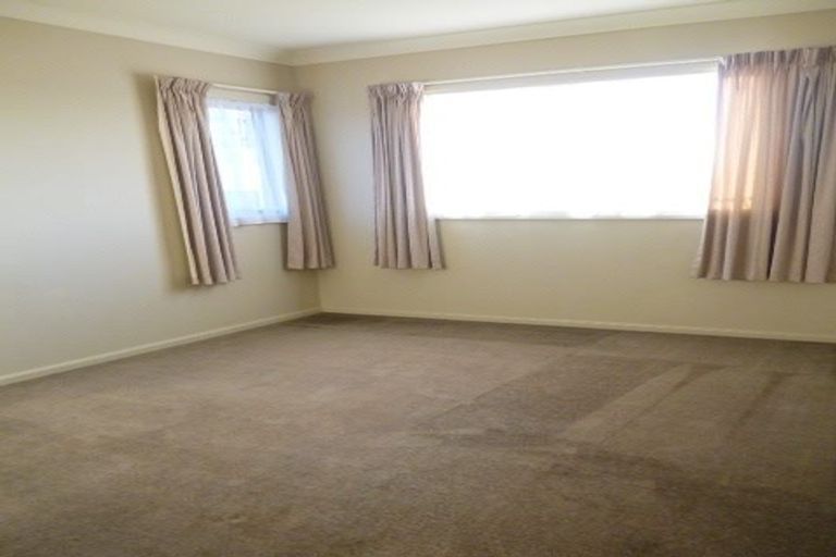 Photo of property in 64 Waikite Road, Welcome Bay, Tauranga, 3112