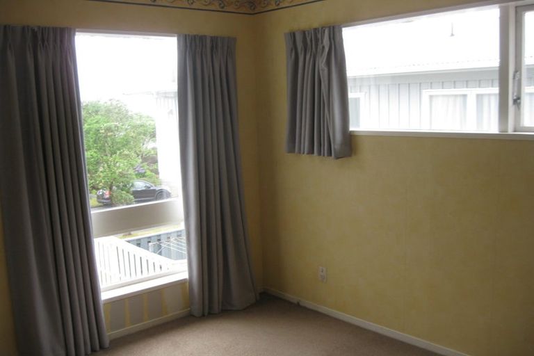 Photo of property in 15 Nagpur Terrace, Broadmeadows, Wellington, 6035