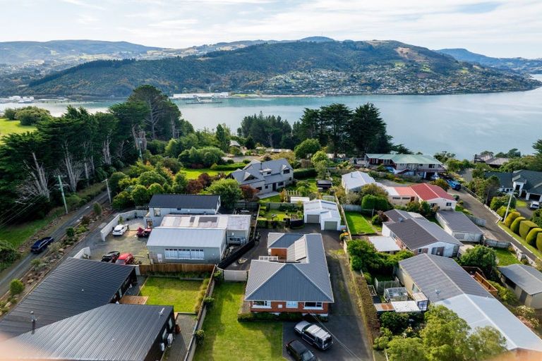 Photo of property in 309 Highcliff Road, Highcliff, Dunedin, 9013