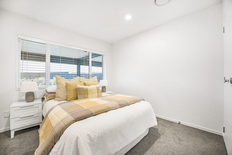 Photo of property in 7 Somerset Place, Stanmore Bay, Whangaparaoa, 0932