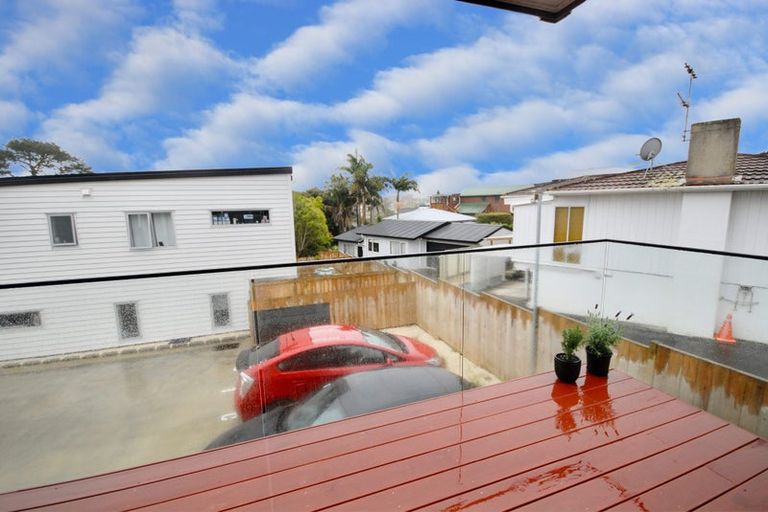 Photo of property in 298f Sunset Road, Windsor Park, Auckland, 0632