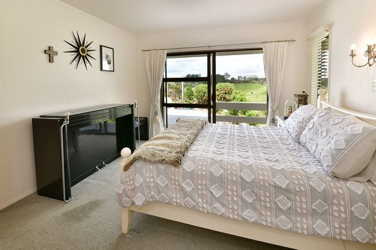 Photo of property in 167 Anderson Road, Helensville, 0875