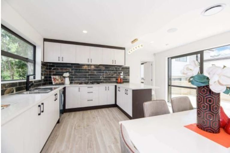 Photo of property in 189c Richardson Road, Mount Albert, Auckland, 1041