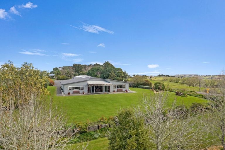 Photo of property in 320 Mangawhai Kaiwaka Road, Kaiwaka, Wellsford, 0975