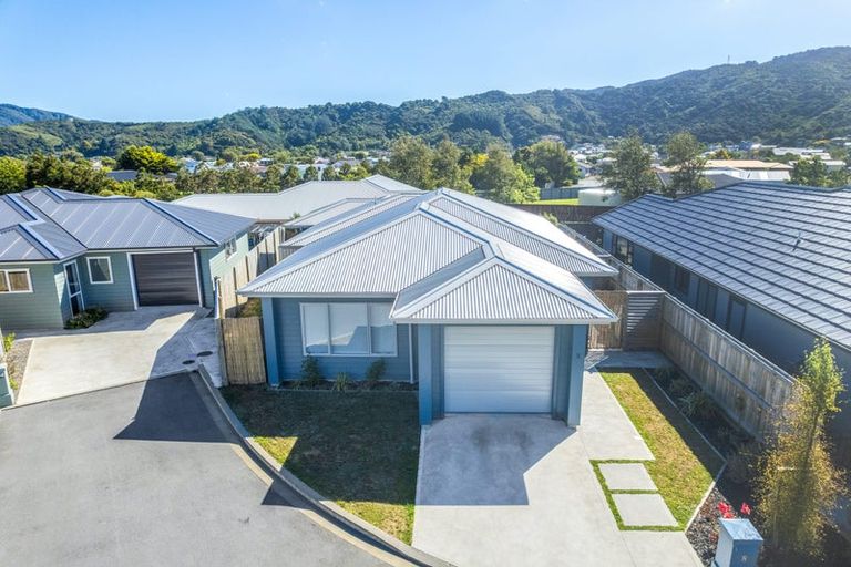 Photo of property in 8 Peter Tapp Way, Wainuiomata, Lower Hutt, 5014