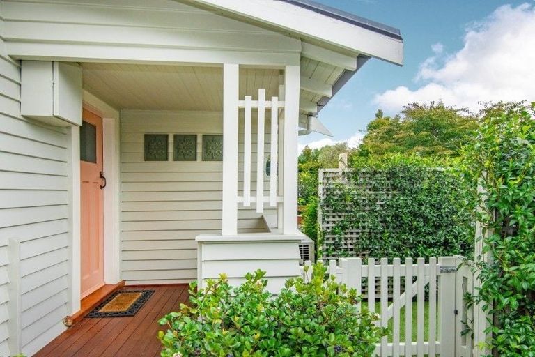 Photo of property in 903 Albert Street, Parkvale, Hastings, 4122