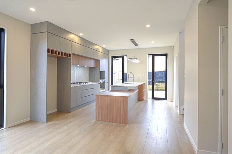 Photo of property in 8 Paripari Street, Flat Bush, Auckland, 2019