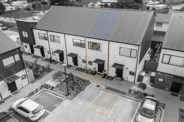 Photo of property in 35 Ivy Nola Way, Henderson, Auckland, 0612