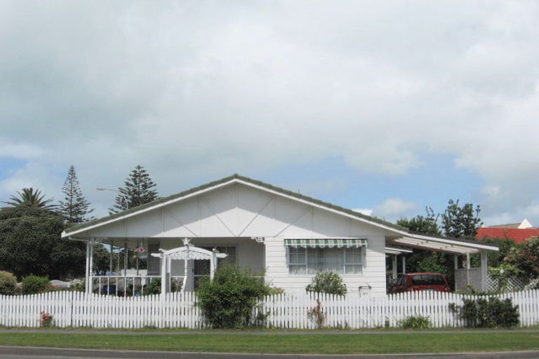 Photo of property in 40 Awapuni Road, Awapuni, Gisborne, 4010