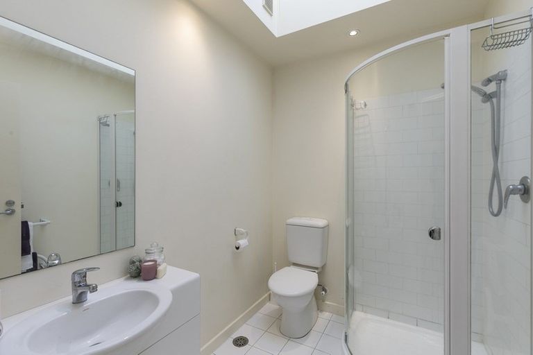 Photo of property in 39 Little George Street, Thorndon, Wellington, 6011