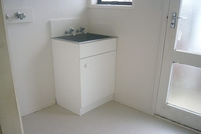 Photo of property in 62 Brunner Road, Glen Eden, Auckland, 0602