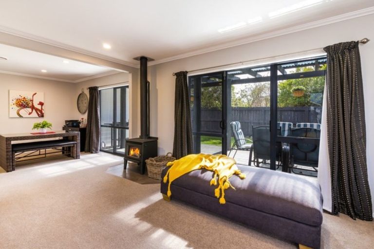 Photo of property in 28 Whetu Place, Nukuhau, Taupo, 3330