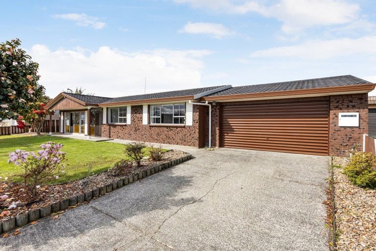 Photo of property in 4 Sandalwood Drive, Dinsdale, Hamilton, 3204