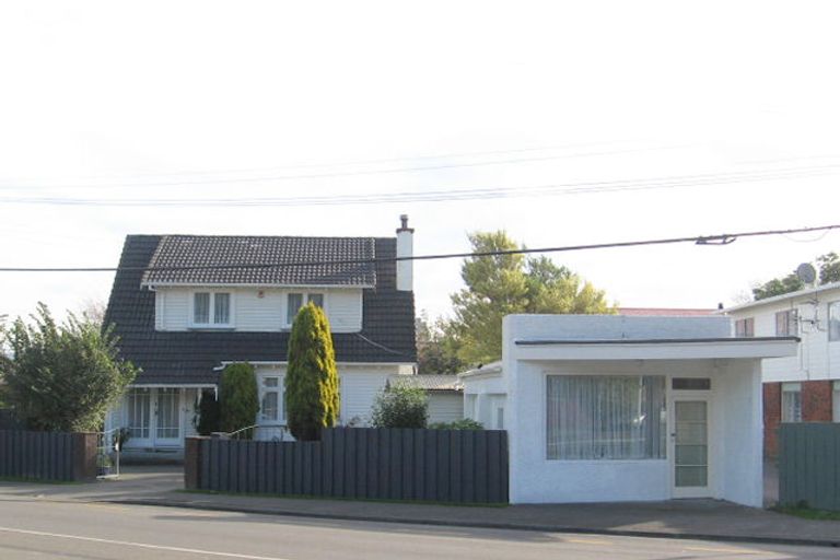 Photo of property in 195 Waiwhetu Road, Fairfield, Lower Hutt, 5011