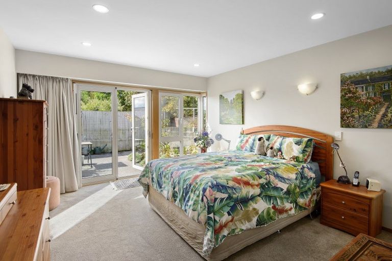 Photo of property in 27 Augusta Street, Redcliffs, Christchurch, 8081