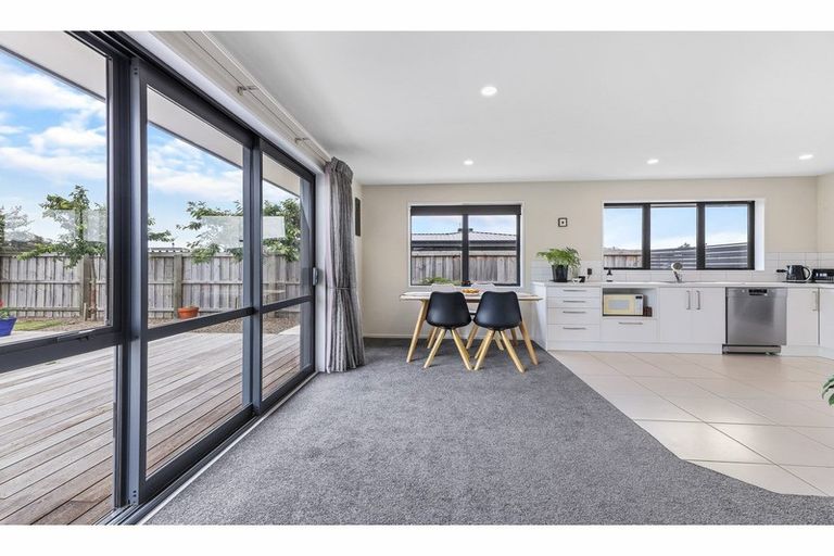 Photo of property in 14 Ruru Place, Oxford, 7430