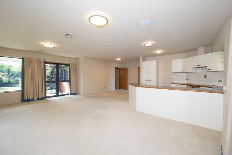 Photo of property in 21 Mona Square, Ashburton, 7700