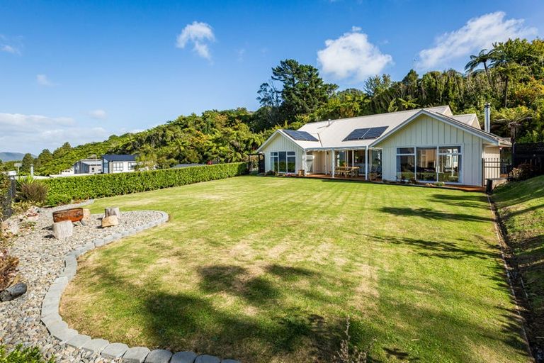 Photo of property in 1 Lindis Lane, Kelson, Lower Hutt, 5010
