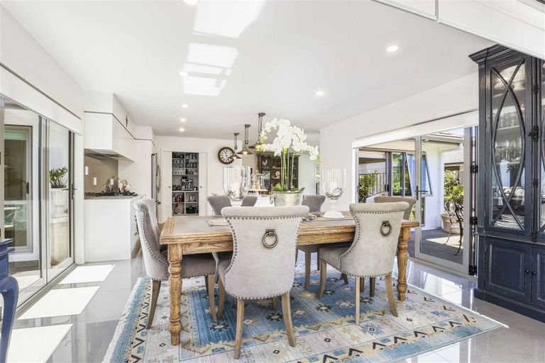 Photo of property in 15 Amokura Crescent, Flagstaff, Hamilton, 3210