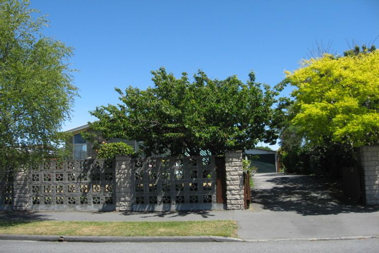 Photo of property in 39 Cottonwood Street, Parklands, Christchurch, 8083