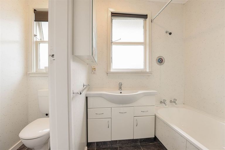 Photo of property in 13 Oxford Street, Hampstead, Ashburton, 7700