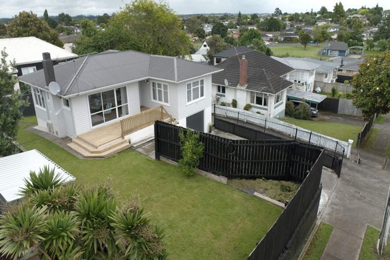 Photo of property in 1/15 Kohiwi Road, Manurewa, Auckland, 2102