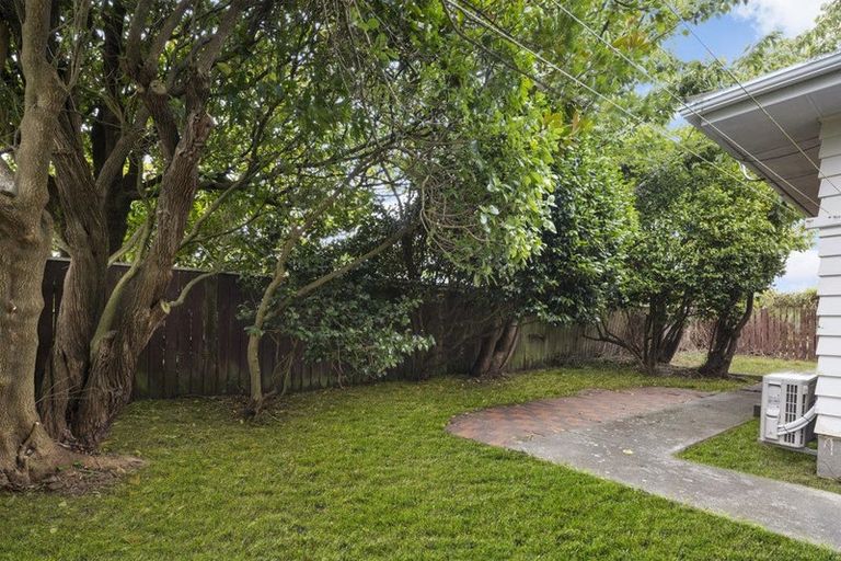 Photo of property in 2/14 Nathan Street, Tawa, Wellington, 5028