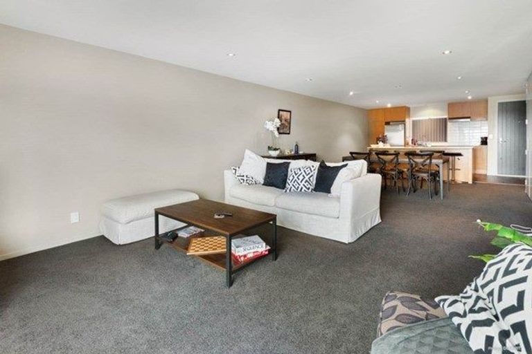 Photo of property in 204/252 Centreway Road, Orewa, 0931