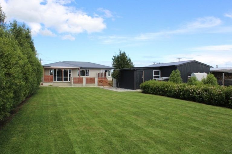 Photo of property in 6 Church Street, Winton, 9720