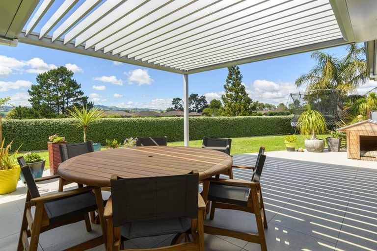Photo of property in 15 Dove Place, Pyes Pa, Tauranga, 3112