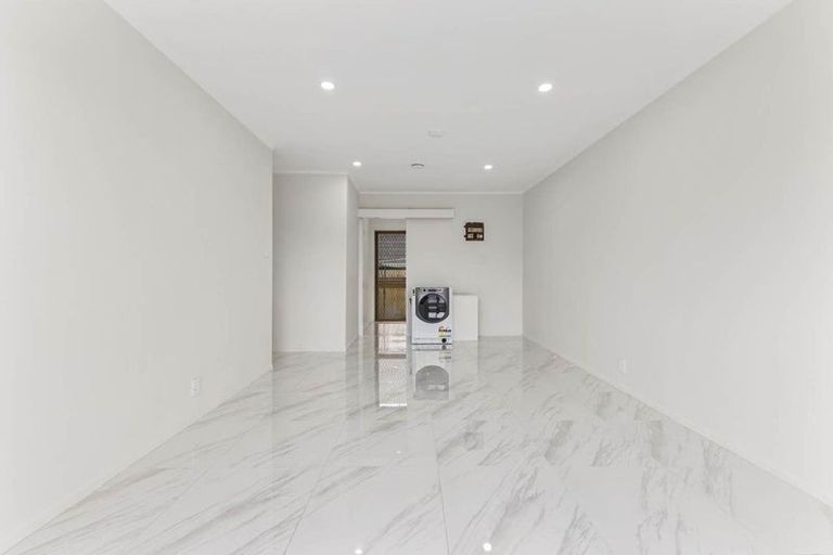 Photo of property in 1/71 Stonex Road, Papatoetoe, Auckland, 2025