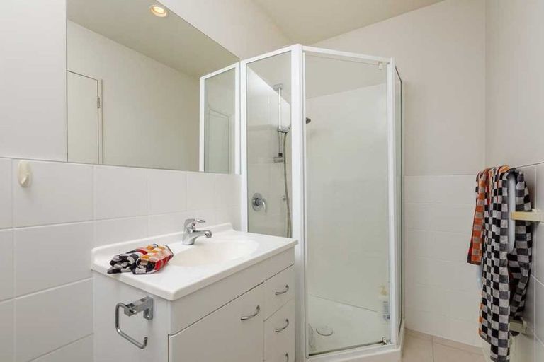 Photo of property in 40/22 Northcross Drive, Oteha, Auckland, 0632