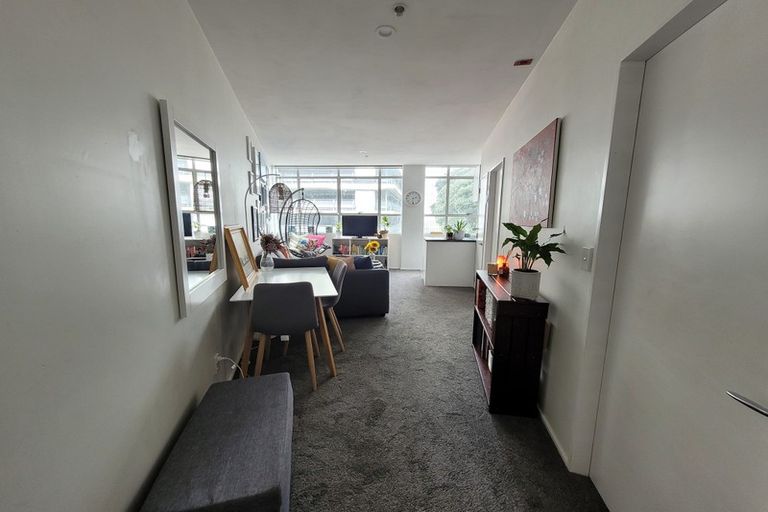 Photo of property in Hume House, 1/152 The Terrace, Wellington Central, Wellington, 6011
