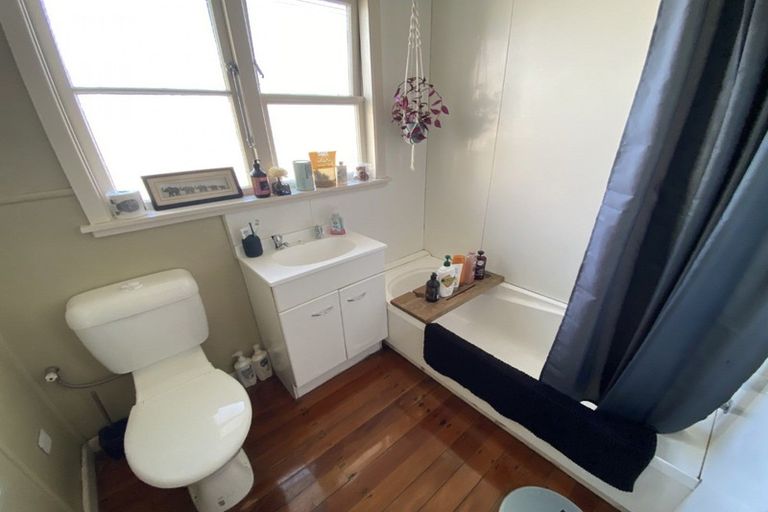 Photo of property in 95 Ferguson Street, West End, Palmerston North, 4412