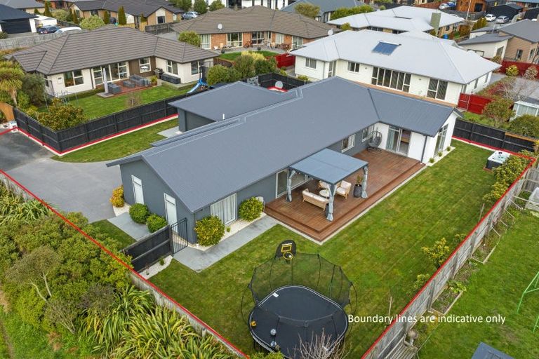 Photo of property in 21 Flaxon Place, Burwood, Christchurch, 8083