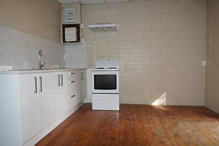 Photo of property in 90a Coronation Road, Hillcrest, Auckland, 0627