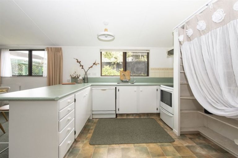 Photo of property in 50 Shakespeare Street, Leamington, Cambridge, 3432